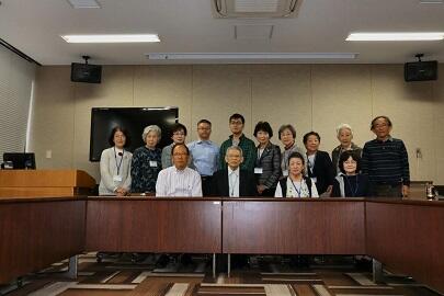 役員会集合写真2.jpg